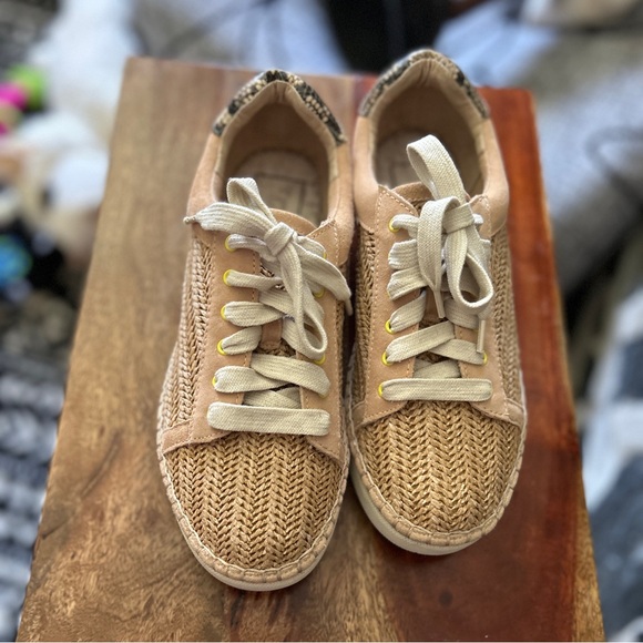 Dolce Vita Madox Natural Raffia Sneaker Women’s Size 8 - Picture 5 of 9